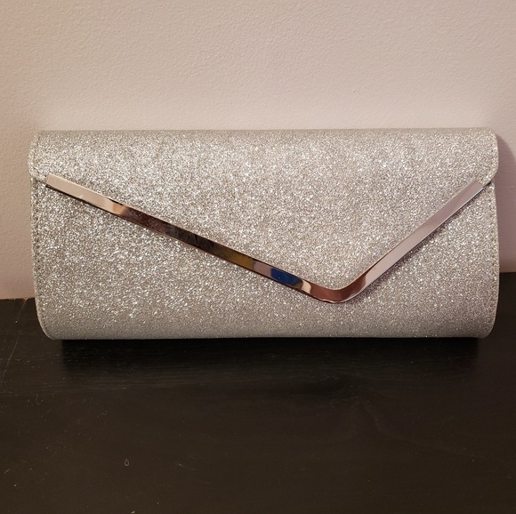 silver hand purse